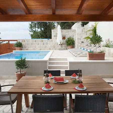 Villa Kate Podgora